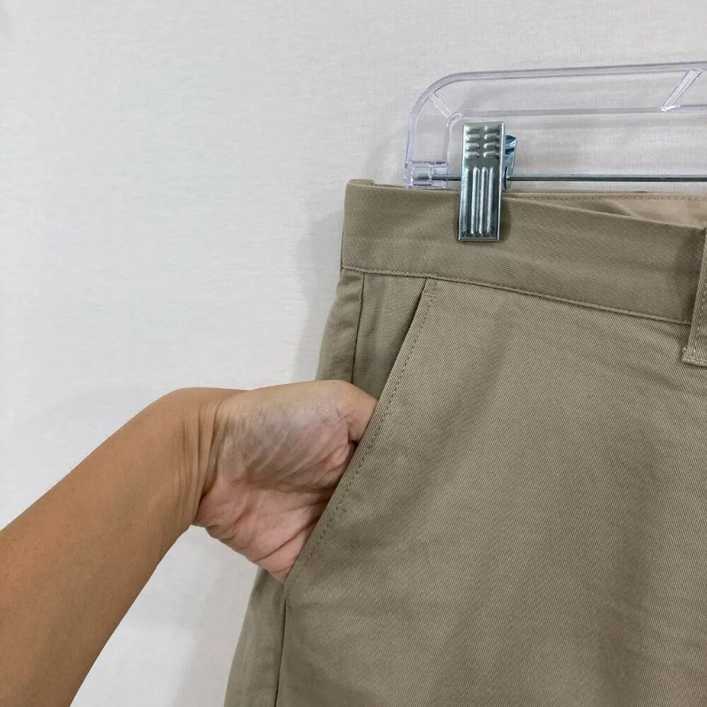 J. Crew Mens Flex Chino Pants size 34 x 32 Cream Tan Straight Leg‎ Preppy Office